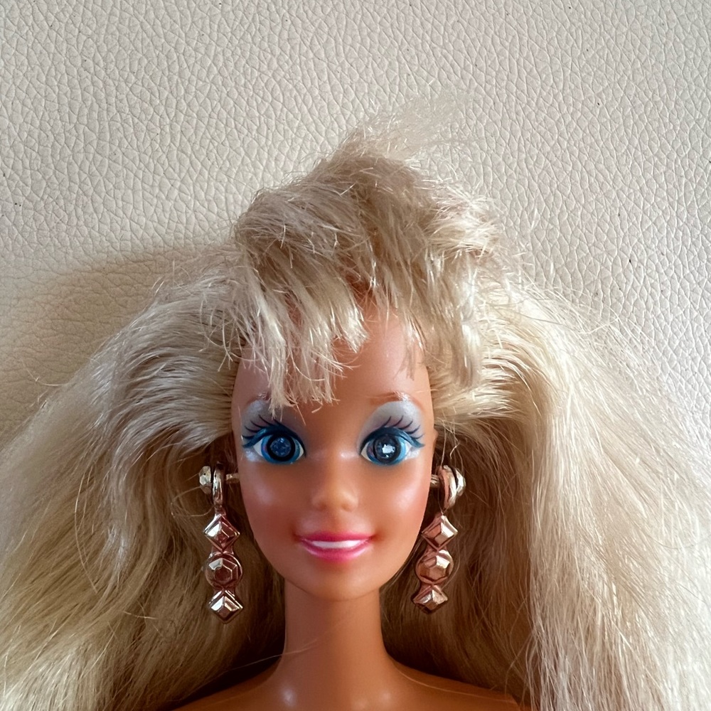Vintage sparkle eyes barbie doll - Picture 7 of 8